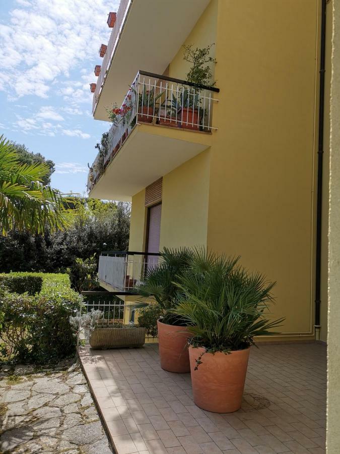 76Metriquadri Appartement Sirolo Buitenkant foto